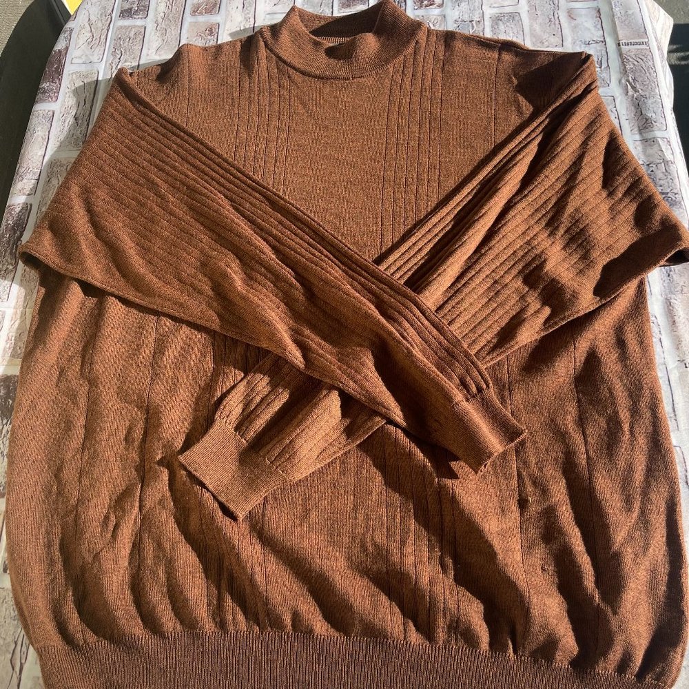 Vintage 1970's Men's Brown D’Avila Italy Merino Wool Long Sleeve Sweater Large
